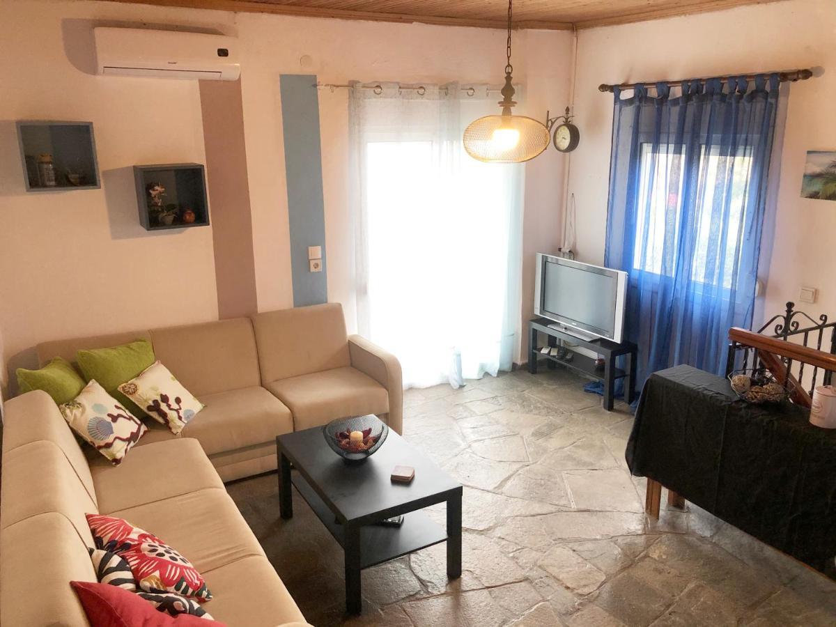 Seaside Villa Неа-Потідея Екстер'єр фото