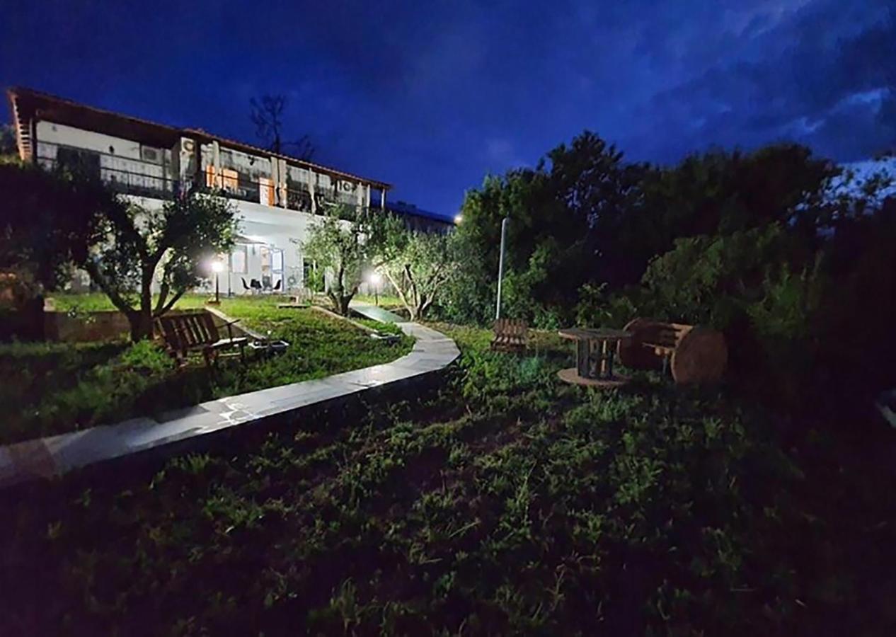 Seaside Villa Неа-Потідея Екстер'єр фото