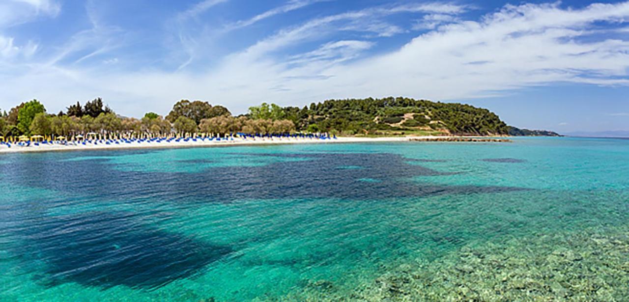 Seaside Villa Неа-Потідея Екстер'єр фото