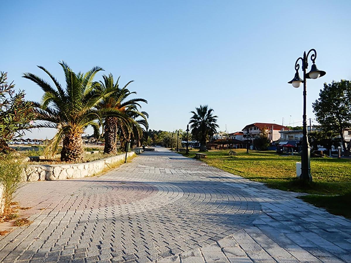 Seaside Villa Неа-Потідея Екстер'єр фото