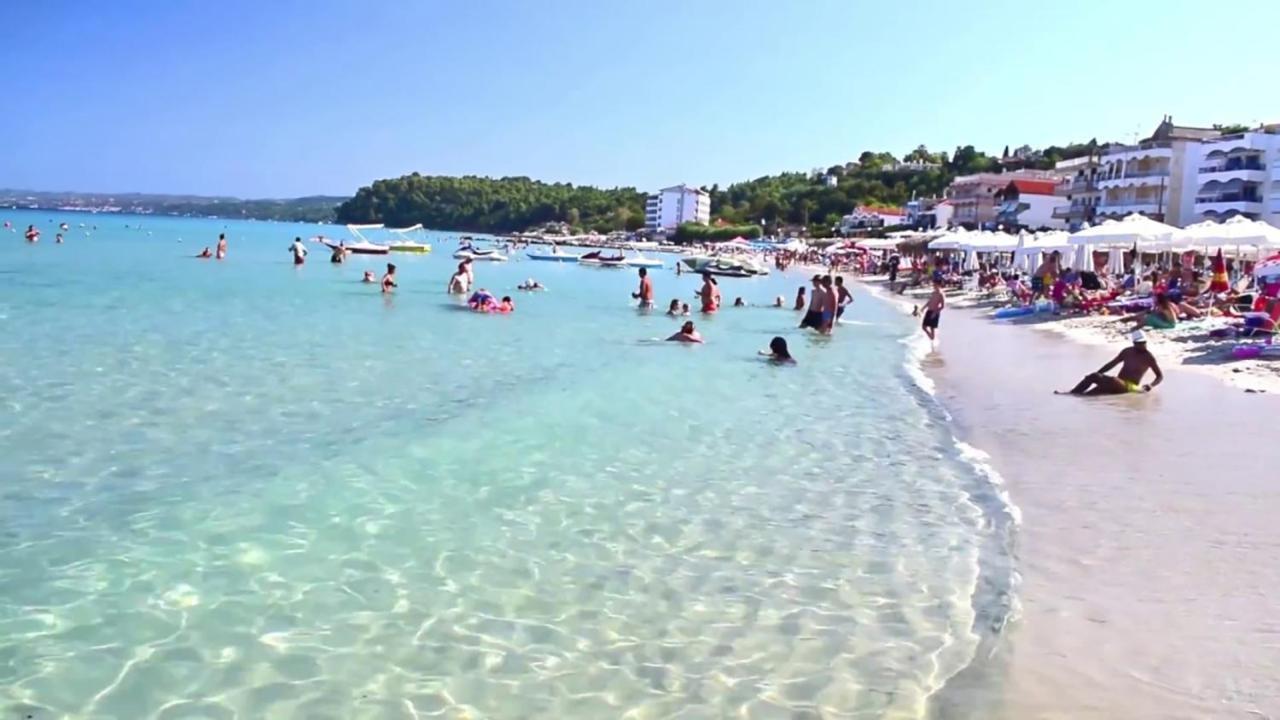 Seaside Villa Неа-Потідея Екстер'єр фото